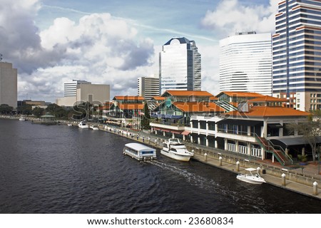 water taxi near the downtown Jacksonville Florida waterfront shopping and dining plaza