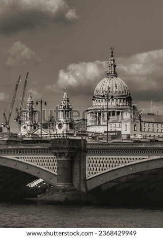 A sepia view of St. Paul’s Cathedral