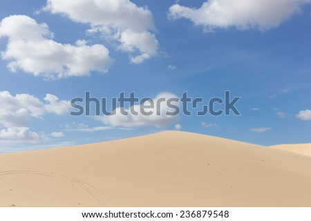 White sand dunes in Mui Ne