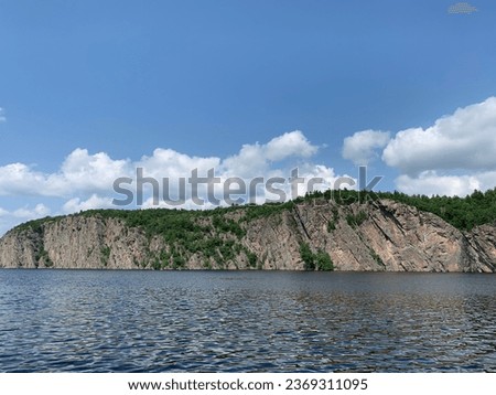 Scenery picture of cliff over lake