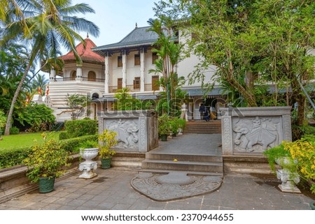 Temple of the sacred tooth relic in Kandy, Sri Lanka. Royalty-Free Stock Photo #2370944655