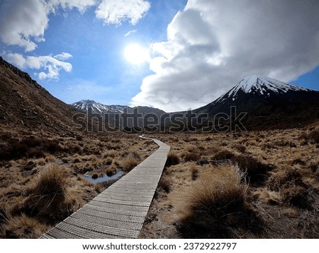 Views of snow mountains at Tongariro Alpine Crossing, New Zealand’s famous Day Hike 