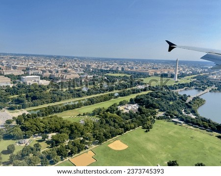 Air View.
National mall and Washingtonn DC center under wing.