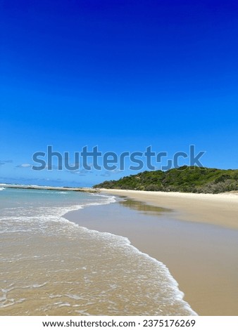 Deadman’s Beach Stradbroke Island AU Royalty-Free Stock Photo #2375176269
