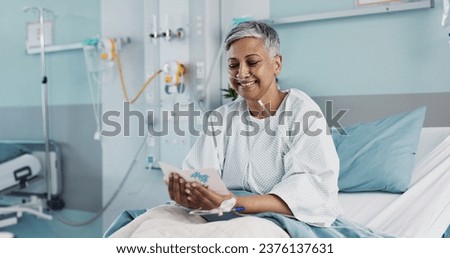 Woman in hospital with get well soon card with good news with ventilation tube for oxygen, medical service and care. Healthcare, happy and mature person smile for surgery recovery, wellness and resul Royalty-Free Stock Photo #2376137631