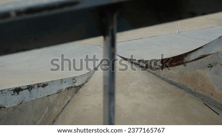 Picture of skating rink ramp