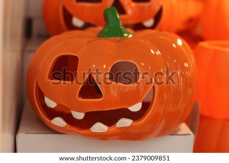 a ceramic pumpkin for the Halloween party
