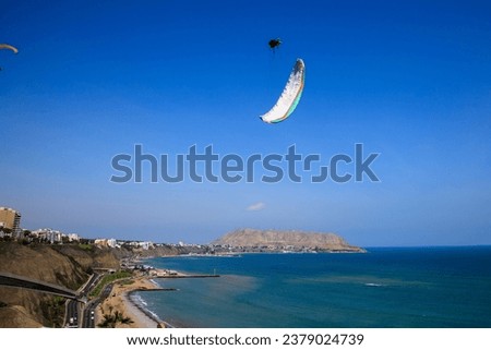 
Paragliding is a popular activity in the Miraflores district of Lima, Peru, and the Malecón is a popular location for paragliding.