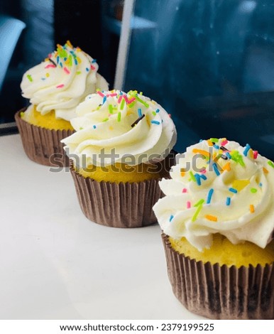 Snow white cupcake picture.. it is super delicious…