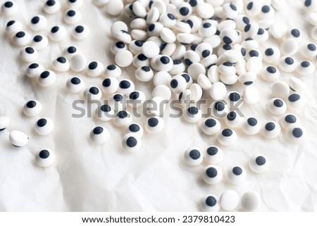 googly eyes candy for ecorating Edible Small Candy Eyes 