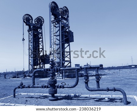 Is operation of tower mounted pumping unit and oil pipeline in oil field  