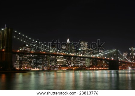 Brooklyn Bridge and Manhattan skyline At Night
