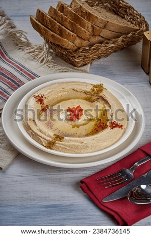 Picture of hummus with appetizer
