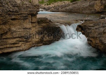 Elbow Falls, Alberta Waterfalls, green waters
