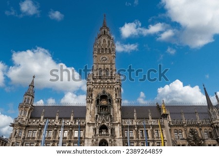 Munich, Germany, 16 november 2023 - Rathaus-Glockenspiel (goverment house with chimes) in the center of Munich Royalty-Free Stock Photo #2389264859