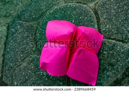 Origami is an art originating from the land of Sakura, (Japan) which is worldwide and is popular with all levels of society, especially children, which is useful for increasing creativity