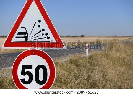 Traffic Signs 4 - photograph of traffic signs with a speed limitation warning 