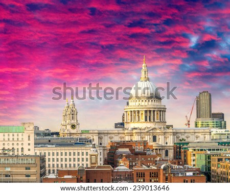 London skyline with St. Paul Cathedral magnificence at sunset.