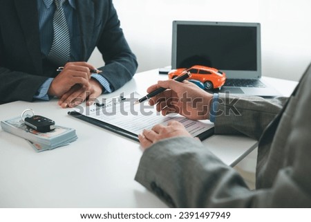 Car dealers recommend car to customers before entering into sales contracts so that customers can get the car they like before paying contract money. Concept of making sales contract with distributor
