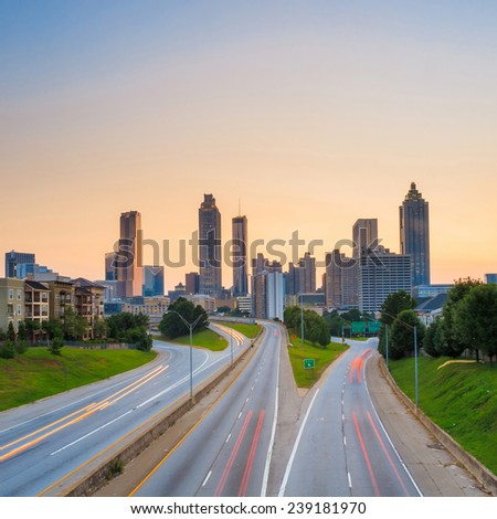 Image of the Atlanta skyline during twilight 