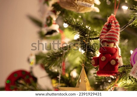 Australian Christmas decorations on a tree in the holiday period