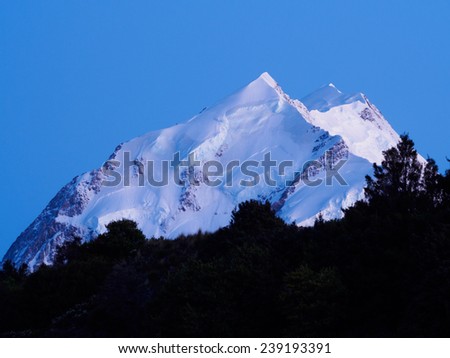 Mt Cook in the morning