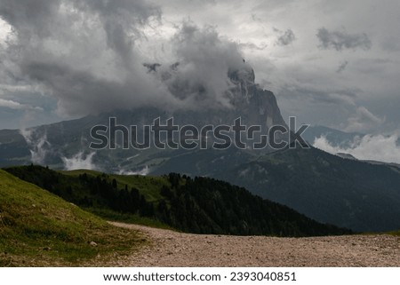 Passo Gardena - Dolomiti - rain day