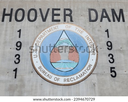 concrete wall signage for the Hoover Dam 