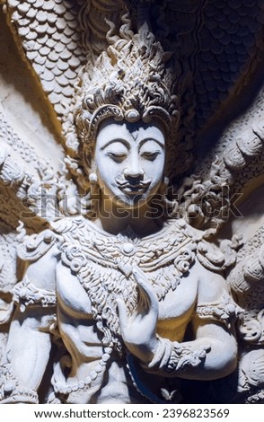Pictures of Asian art sculptures and carvings