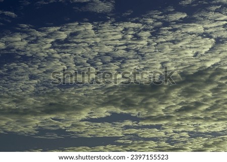 Scenery picture, colorful evening sky, clouds, sunlight, natural and quiet, modern
