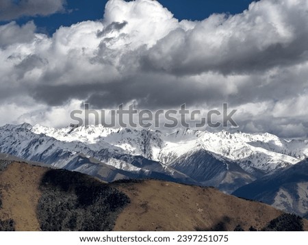 Snowy mountain scenery in the Hengduan Mountains in western Sichuan, China