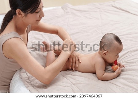 Young mothers with baby to play