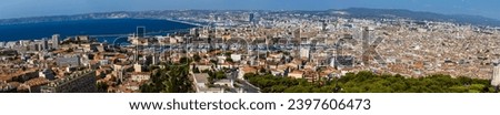 High-res panorama of Marseille features sunlit houses around a picturesque harbor, revealing intricate details for a realistic portrayal of the city's unique atmosphere.