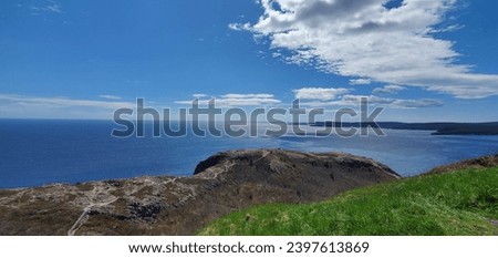 Breathtaking beautiful picture of the ocean from high up on signal hill