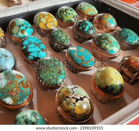 A BUNCH NATURAL TURQUOISE STONE PERSIA HUBEI MAROKO, SMALL SIZE, MULTICOLOR