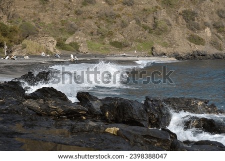 picture of sea waves in spain