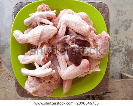 picture of complete fresh chicken pieces