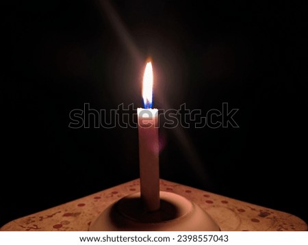 candle light in a beautiful dark room