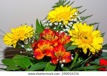 Bouquet of yellow and red flowers