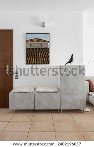 Shoes storage bench with cushions picture and bird figure