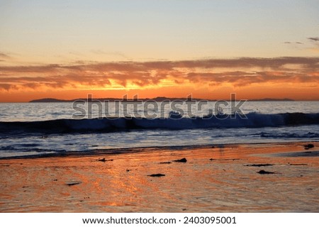 Sun setting into the Pacific Ocean