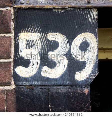 House number five hundred and thirty nine, hand painted