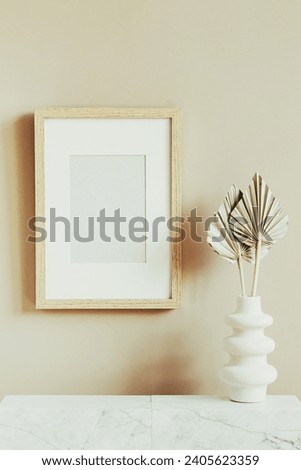 Art, Best wall, flower pots , good frame 