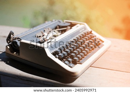old typewriter keyboard picture format