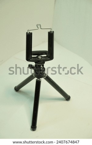 Mini cellphone tripods are very useful when traveling long distances or creating content