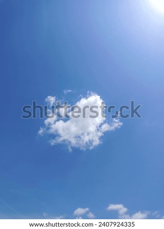 Potrait picture of blue sky with beautiful clouds