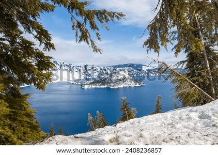 Rim Overlook at Crater Lake National Park in Oregon, USA