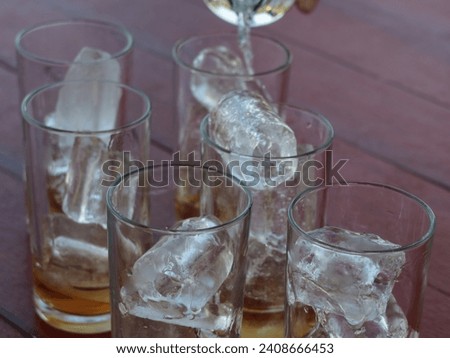 Blend whisky with ice and soda, Drink in Thailand style.