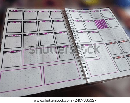 Compact creative simple bullet journal design, weekly, biweekly, small, mosaic art, easy bujo spread, new year bujo spread ideas