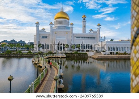 Omar Ali Saifuddien Mosque is a mosque in Bandar Seri Begawan, the capital of Brunei. It is national landmark. It is one of the largest and oldest mosques in the countryr 